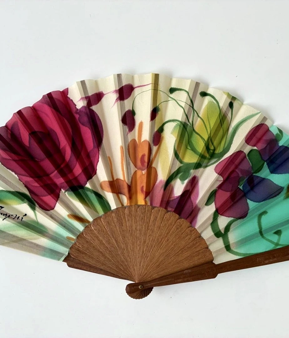 ABANICO DE SEDA PINTADO A MANO.  EXCLUSIVO