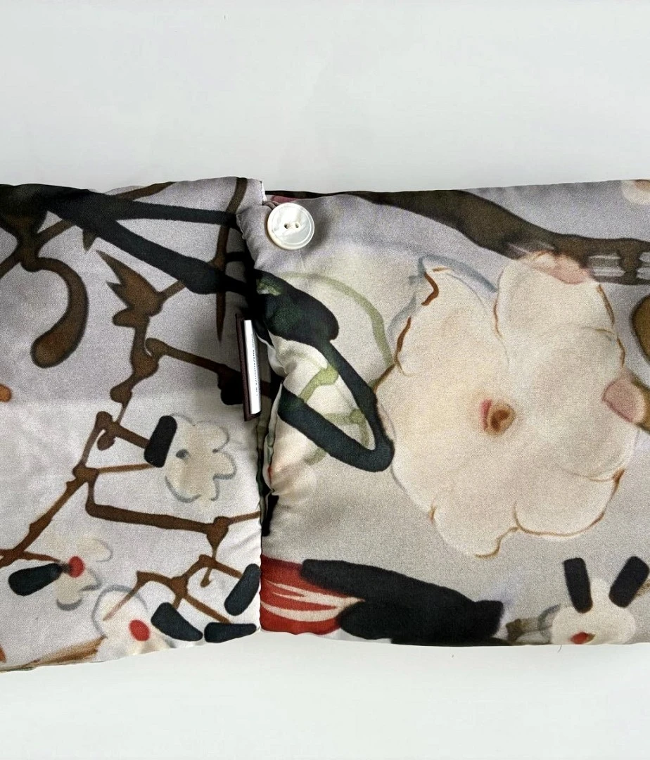 Cuello de seda 100% con relleno suave. MODELO HANAMI Cuello de seda 100% con relleno suave. MODELO HANAMI