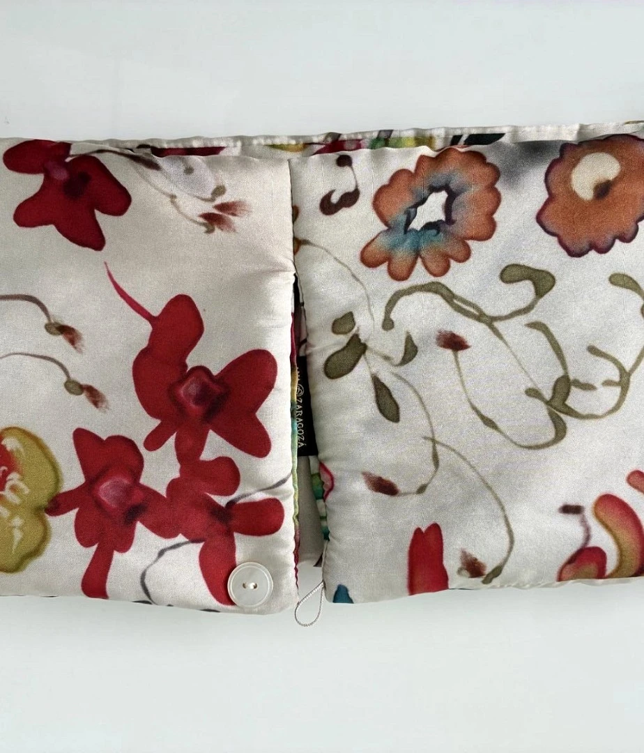 Cuello de seda 100% con relleno suave. MODELO KAZE Cuello de seda 100% con relleno suave. MODELO KAZE