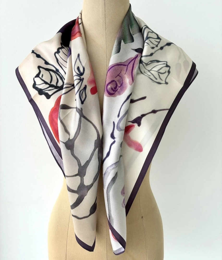 Pañuelo de Twill, Modelo NAYLA de la colección MUNDANA Pañuelo de Twill, Modelo NAYLA de la colección MUNDANA