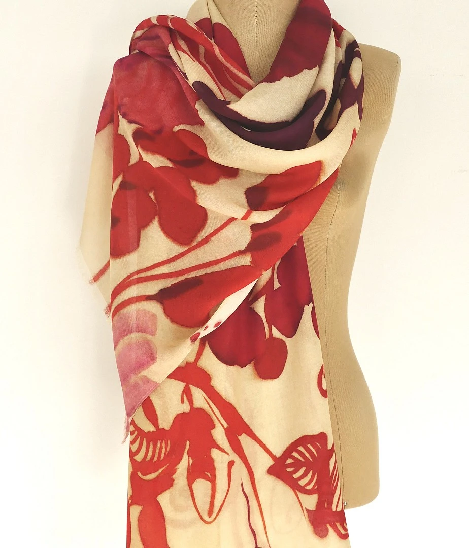 Pañuelo Modal, Modelo DARRi de la colección AUSTRALIS