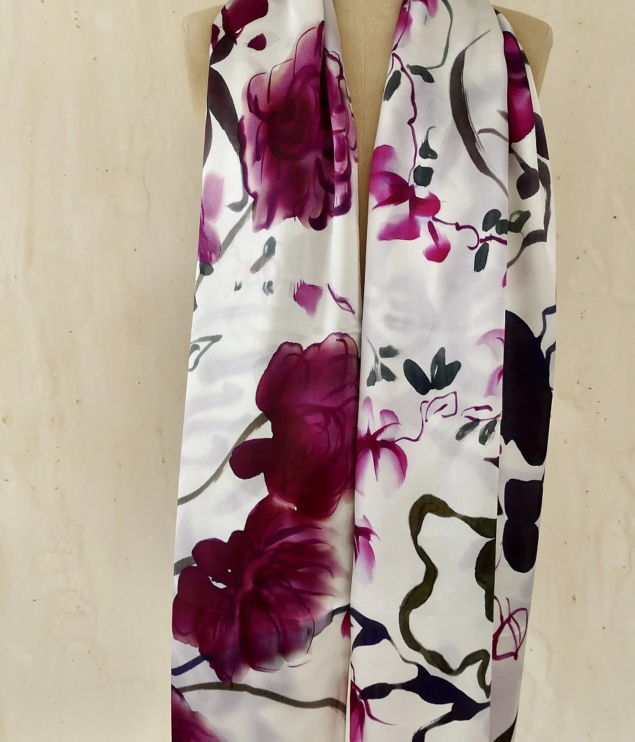 Pañuelo Silk Satín Modelo BEGA de la colección AUSTRALIS