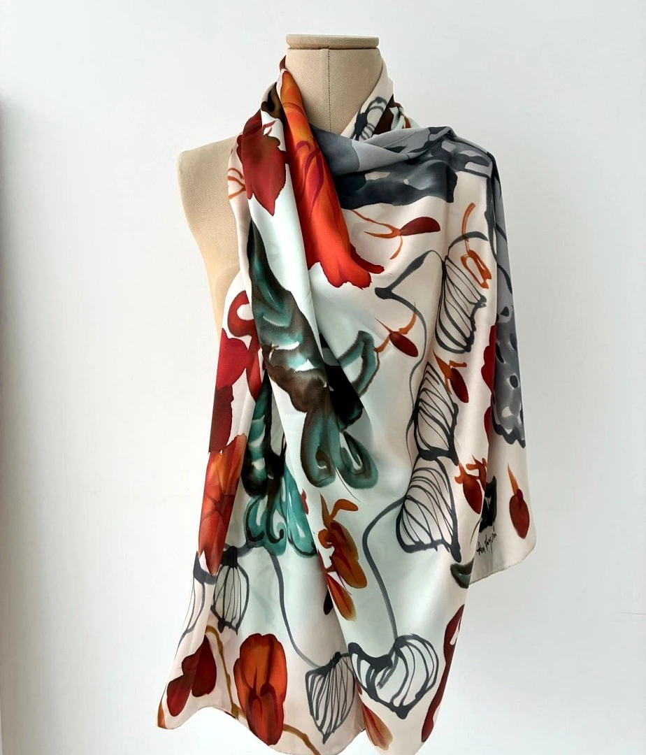 Pañuelo Silk Satín Modelo VANELIA de la Colección Mundana Pañuelo Silk Satín Modelo VANELIA de la Colección Mundana