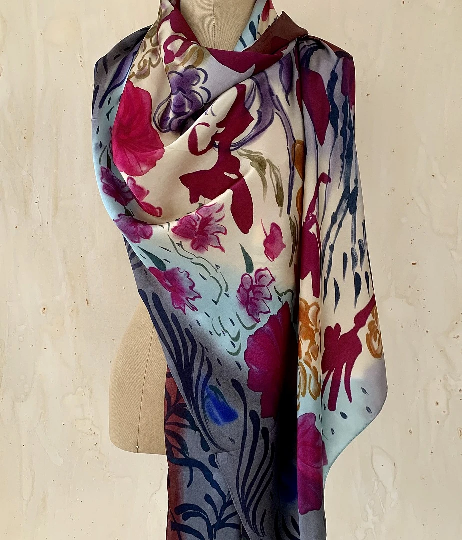 Pañuelo Silk Satín Modelo_ANTARA de la colección AUSTRALIS