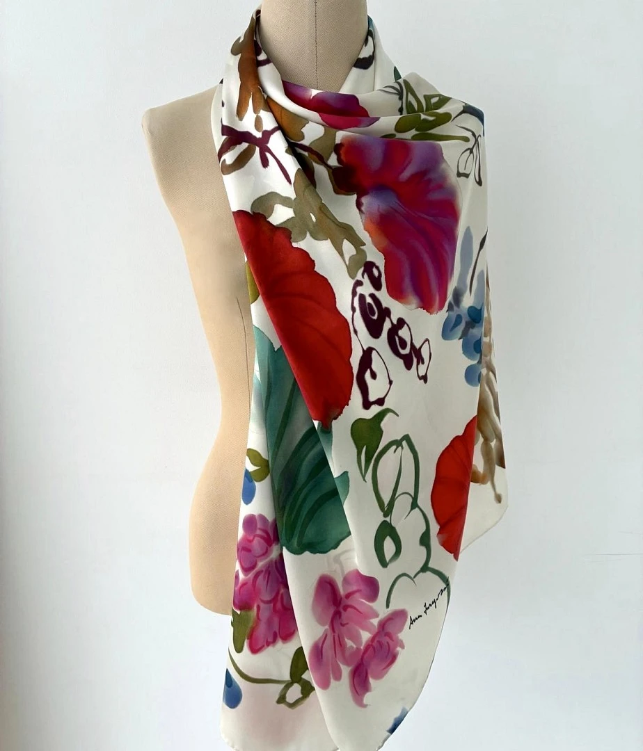 Pañuelo Silk Satín. Modelo GALILEA de la Colección Mundana Pañuelo Silk Satín. Modelo GALILEA de la Colección Mundana